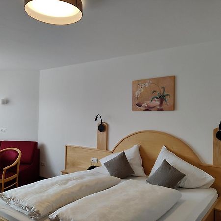 Hotel Garni Herz 蒂鲁罗 客房 照片