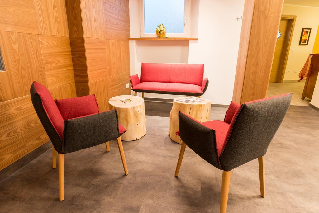 Hotel Garni Herz 蒂鲁罗 外观 照片