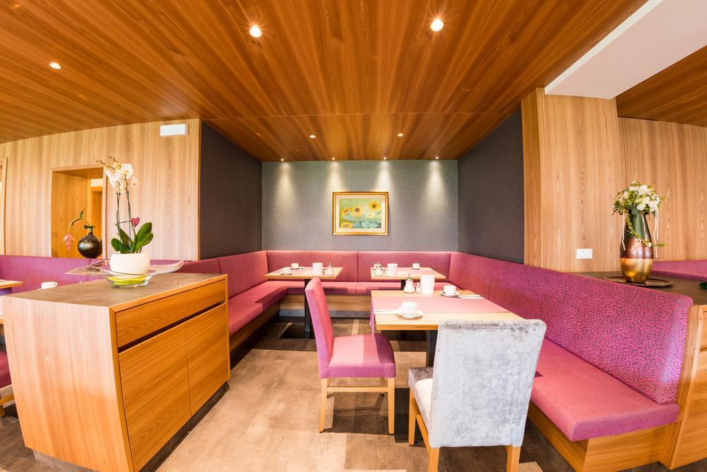 Hotel Garni Herz 蒂鲁罗 外观 照片