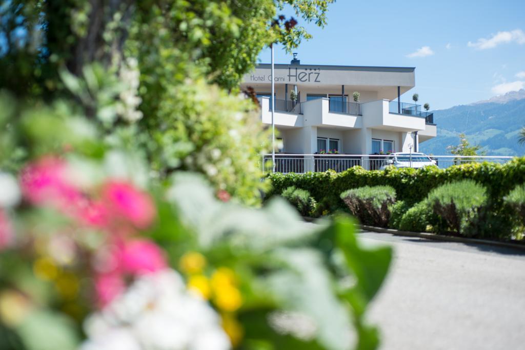 Hotel Garni Herz 蒂鲁罗 外观 照片