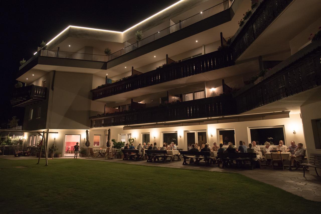 Hotel Garni Herz 蒂鲁罗 外观 照片
