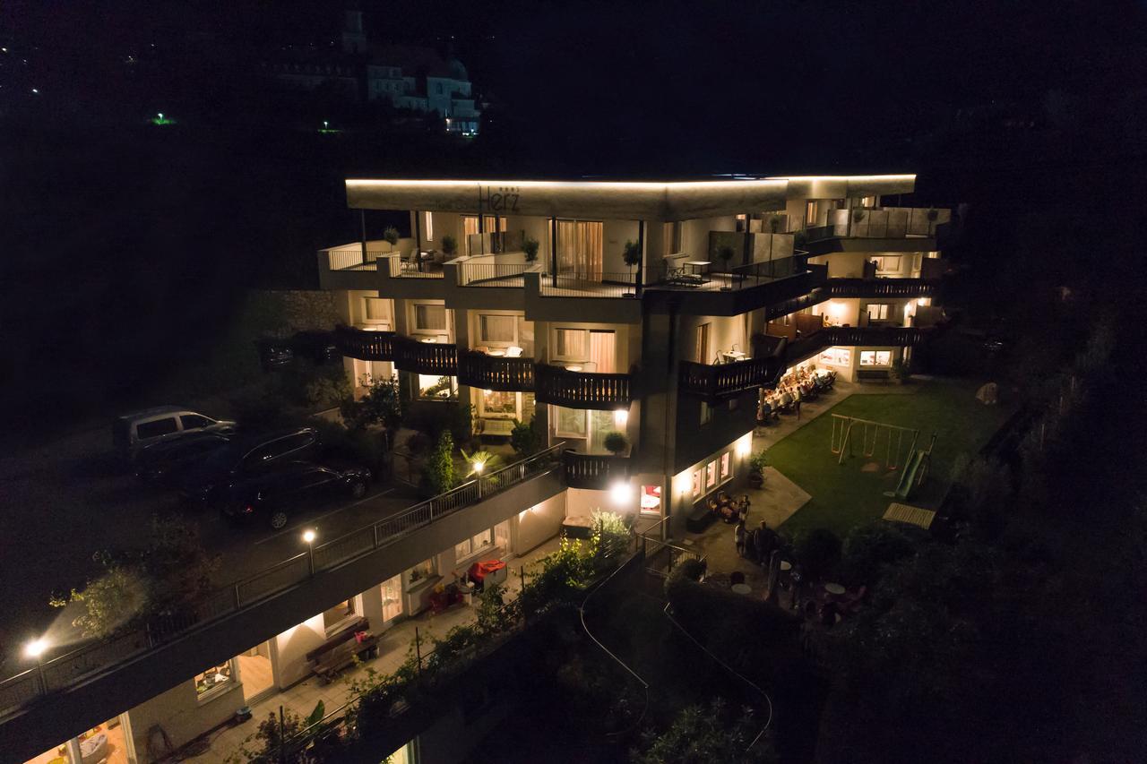 Hotel Garni Herz 蒂鲁罗 外观 照片